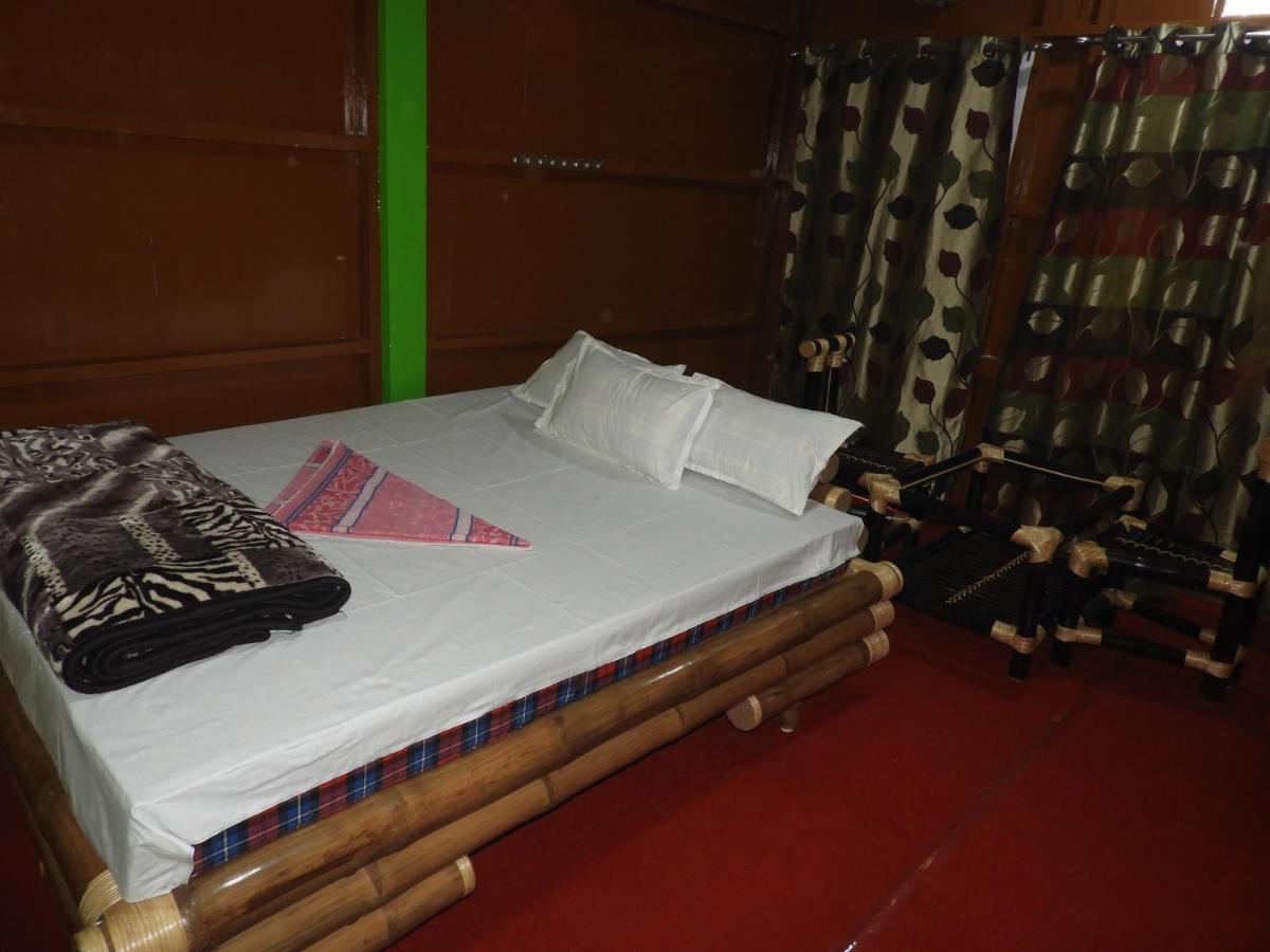 Hotel Prakriti Neerh à Jyoti Gaon Extérieur photo